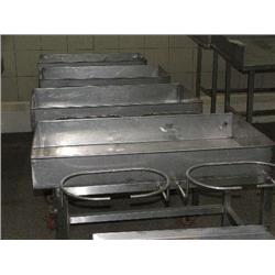 STAINLESS STEEL TABLES