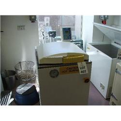 AUTOCLAVE
