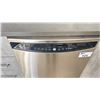 Image 2 : GE PROFILE STAINLESS STEEL FRONT BUILT IN DISHWASHER