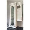 Image 4 : CAMBRIA FLOFORM KITCHEN CABINET SET - WHITE W/CHROME HANDLES AND BLACK STONE COUNTERTOP