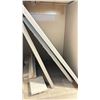 Image 3 : 5 ASSORTED COUNTERTOPS - 3 STONE & 2 LAMINATE