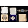 Image 2 : 2 PIN BACK FIRST CLASS IRON CROSSES AND 1 CLOSE