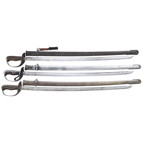 3 JAPANESE TYPE 32 CAVALRY SABERS.