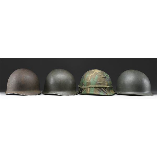 4 US M1 HELMETS.