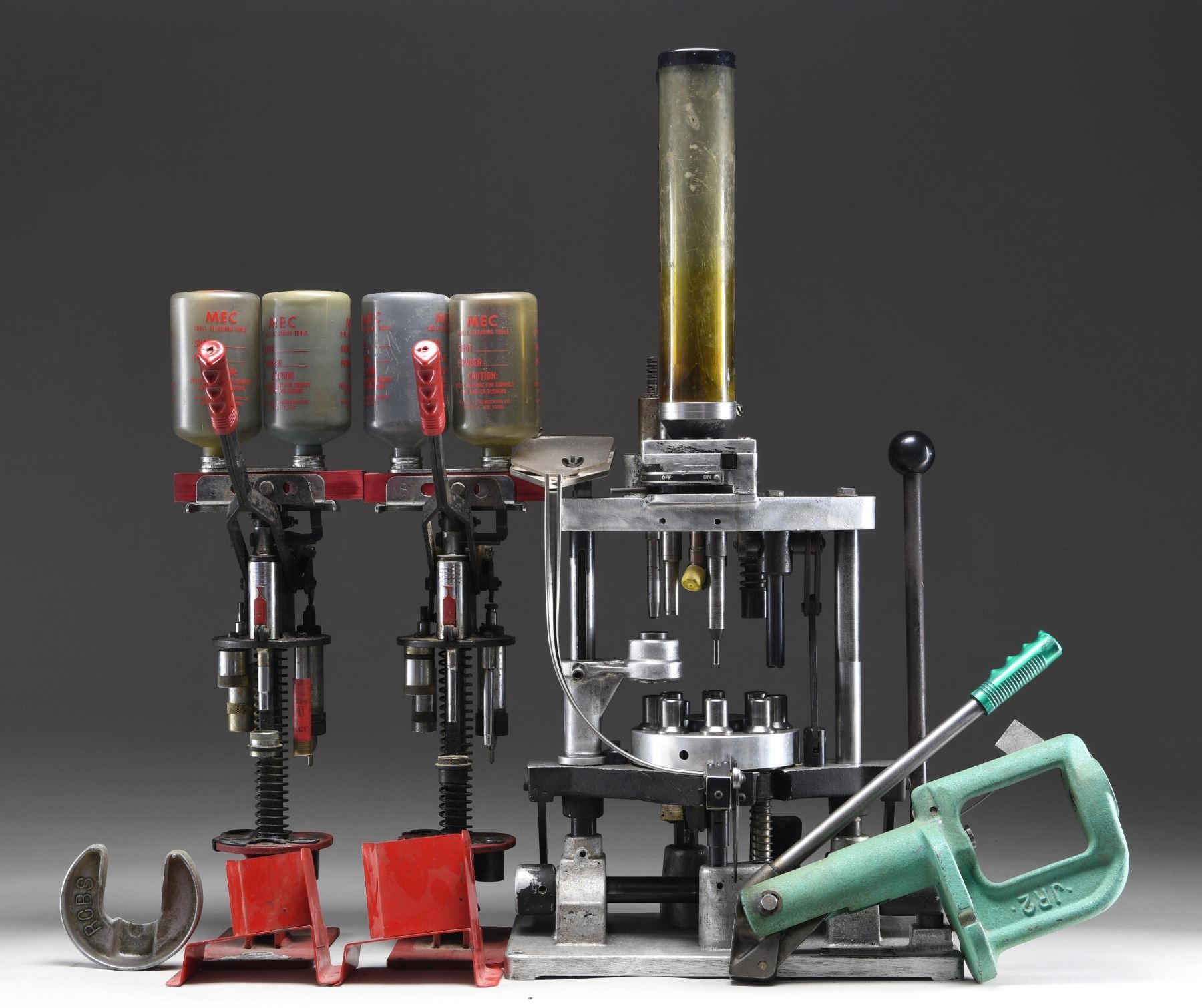 Machine Reloading Tools LOT OF ASSORTED RELOADING EQUIPMENT. - Poulin Auctions