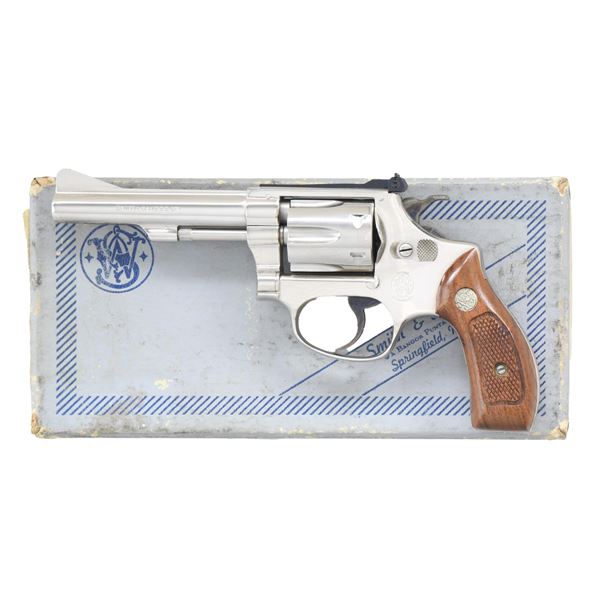 SMITH & WESSON MODEL 34-1 DA REVOLVER.