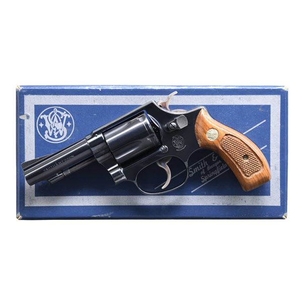 SMITH & WESSON MODEL 36 DA REVOLVER.