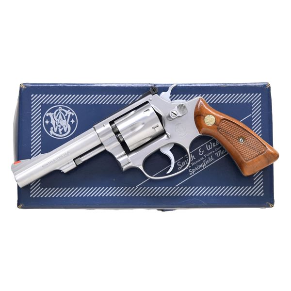 SMITH & WESSON MODEL 63 DA REVOLVER.