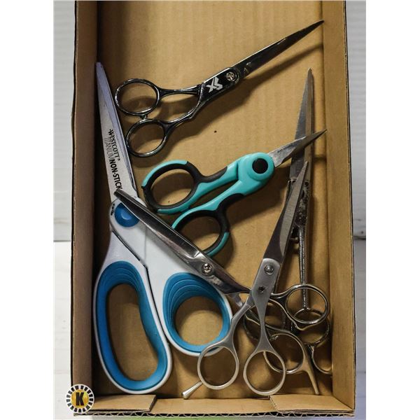 FLAT OF 4 HAIR DRESSERS SCISSORS SINGER & TITANIUM