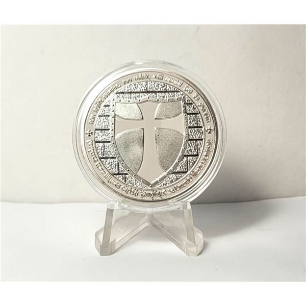 11)  ENCAPSULATED SILVER TONE KNIGHTS TEMPLAR