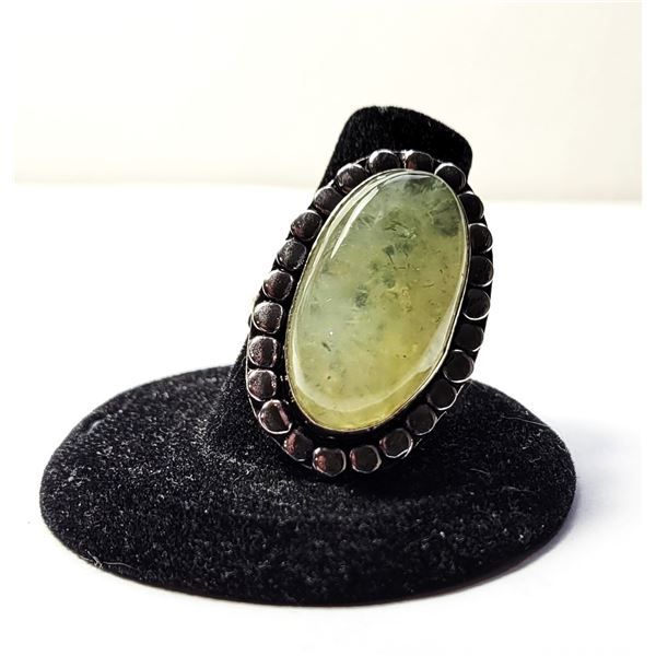 22) NATURAL OVAL PREHENITE SIZE 7.5 RING,