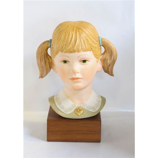 CYBIS "JENNIFER" PORCELAIN BUST FIGURINE 10"