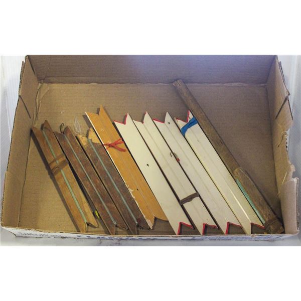 VINTAGE ARTISAN WOODEN ICE FISHING RODS