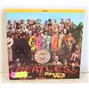 Image 1 : THE BEATLES - STG PEPPER VINYL ALBUM