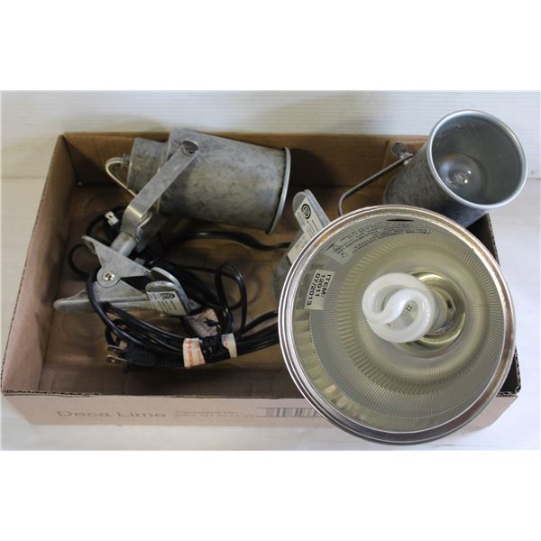 PAIR OF METAL CLIP ON FASHION LIGHTS