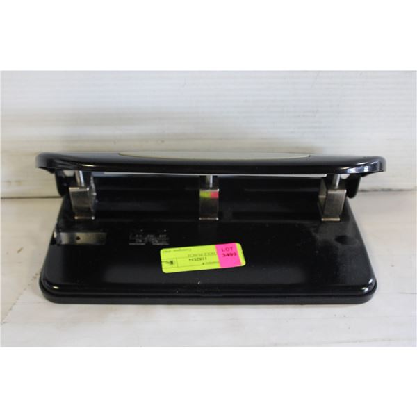 LARGE 3 HOLE PUNCH