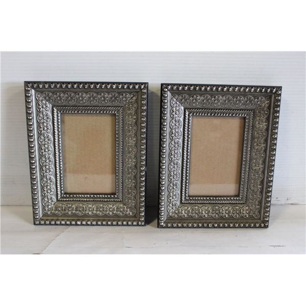 2 METAL QUALITY PICTURE FRAMES