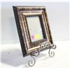 Image 1 : CAST IRON PICTURE STAND WITH FRAME