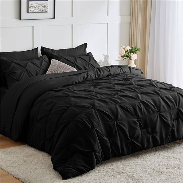 NEW 7 PIECE QUEEN COMFORTER SET BLACK