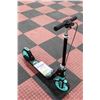 Image 1 : NEW RUNNERS SPORT SCOOTER WITH SMALL DAMAGE TO