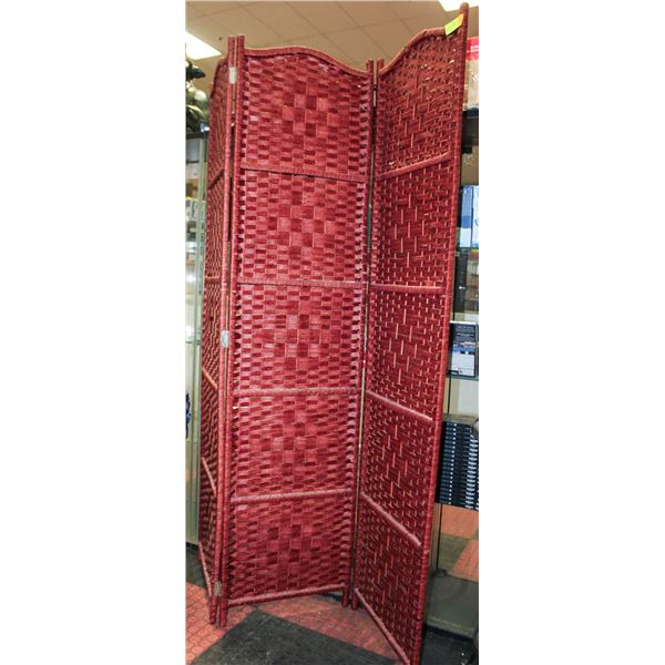 TRI FOLDING ROOM DIVIDER H-70.5"