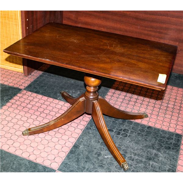 CLAW FOOT TABLE 17.5" X 17" X 26.5" APPROX