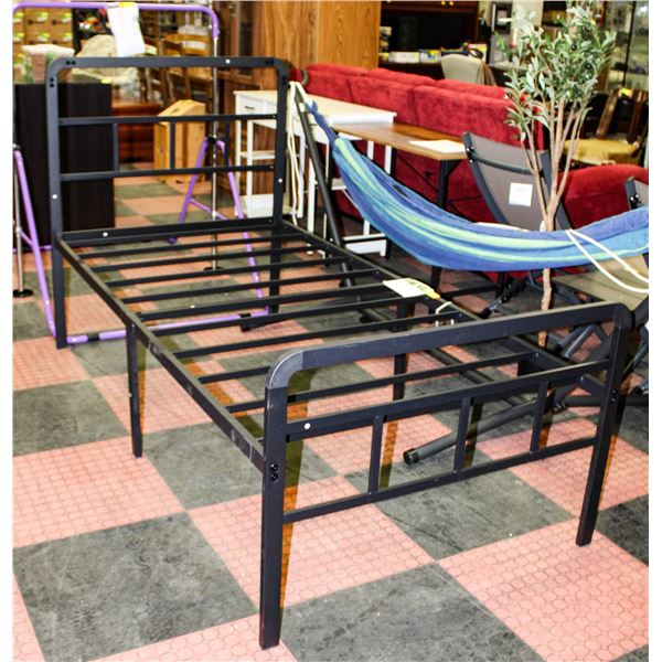 NEWLY BUILT TWIN / TWIN XL PLATFORM BED WITH HEAD