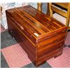 Image 1 : WOODEN STORAGE CHEST 19" X 18.5" X 39"