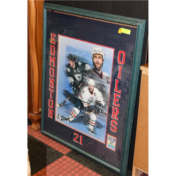 HOCKEY WALL HANGING WITH WAYNE GRETZKY