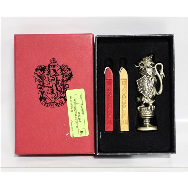 NEW IN BOX HARRY POTTER GRYFFINDER