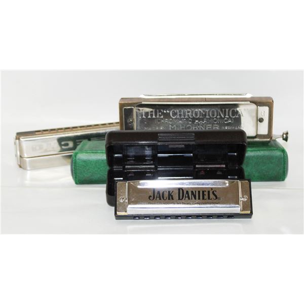 VINTAGE 3 HARMONICAS ECHO #2409