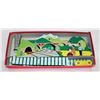 Image 2 : WIND UP TIN TOY TRAIN