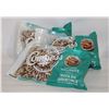 Image 1 : 3 CALIFORNIA WALNUT PACKS 300 GRAM BAGS BB 6/24