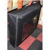 Image 1 : FOLDING MASSAGE TABLE