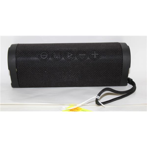 BLACK SPEAKER MODEL V40 SN:29224-V40