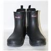 Image 1 : BLACK CANADIANA WOMEN'S CHELSEA RAIN