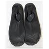 Image 1 : BLACK WATER SHOES (WATERPROOF BEACHWEAR) -