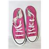 Image 1 : PAIR OF PINK CONVERSE ALL STAR LOW-