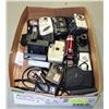 Image 1 : LOT OF VINTAGE/MODERN CAMERAS UNTESTED AS IS