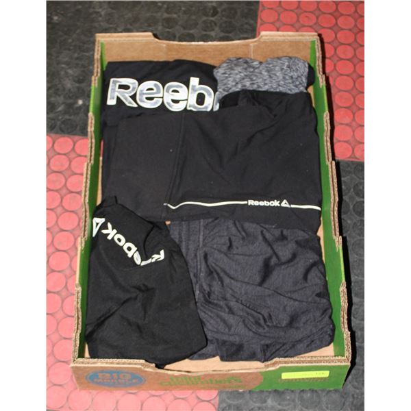 FLAT WITH REEBOK SPORTWEAR INCL. T-SHIRT