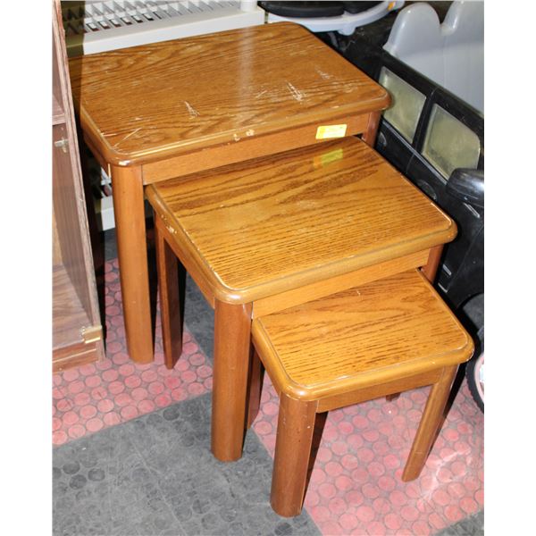 3 WOOD NESTING TABLES