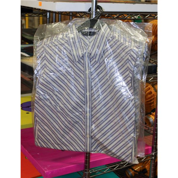 2 NEW EXPRESS S 7/8 STRIPED PLAD BUTTON UP