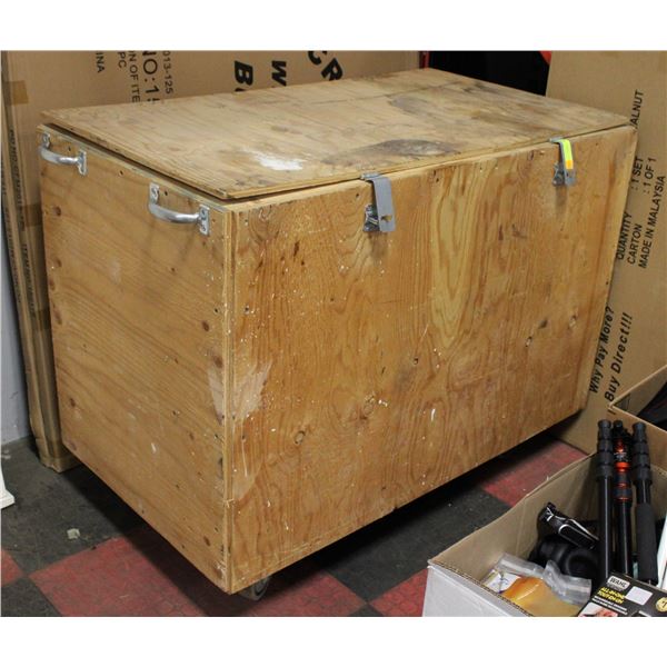 HEAVY DUTY ROLLING STORAGE BOX - SOLID WOOD,