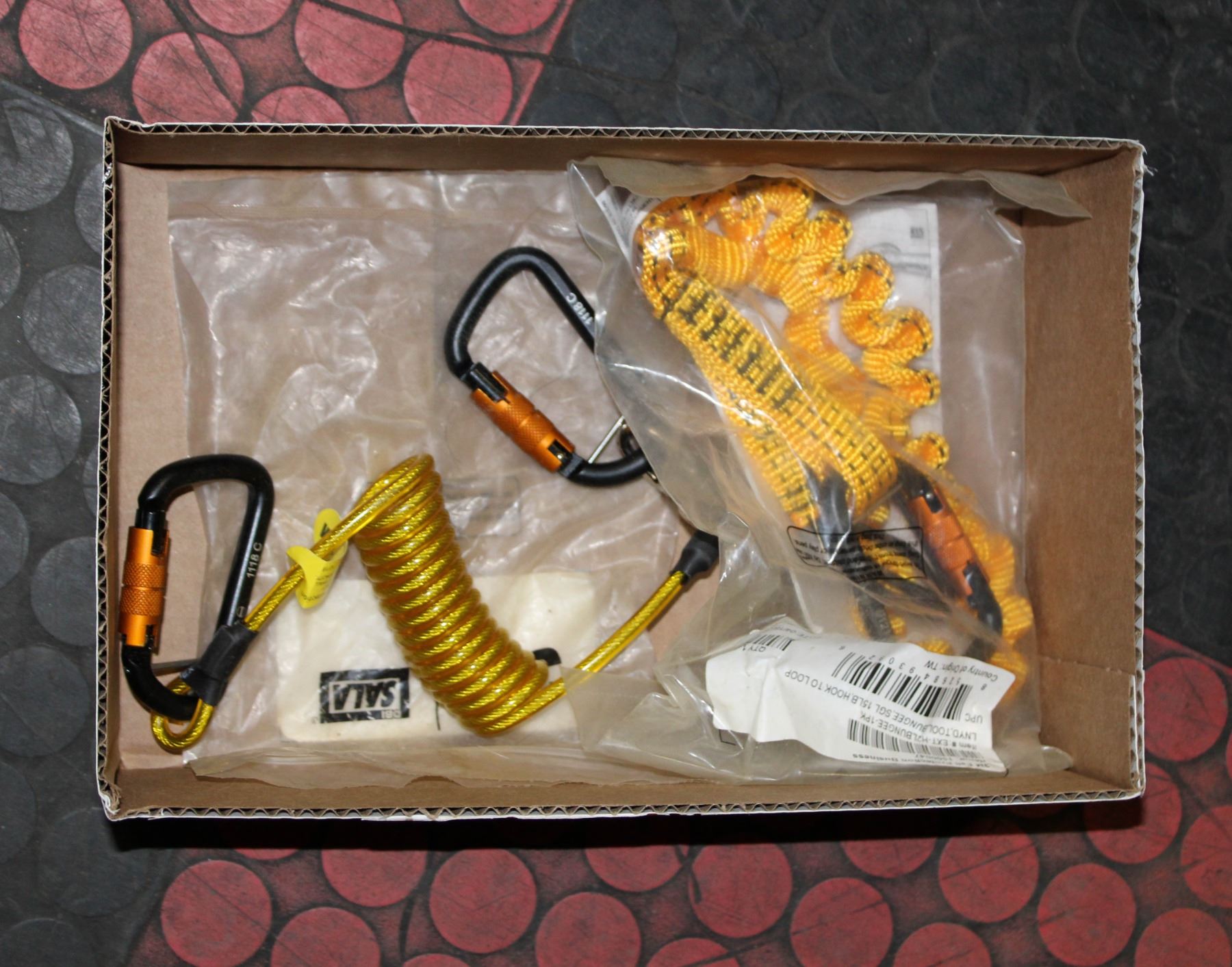 BOX WITH TWO NEW 3M TOOL FALL PROTECTION