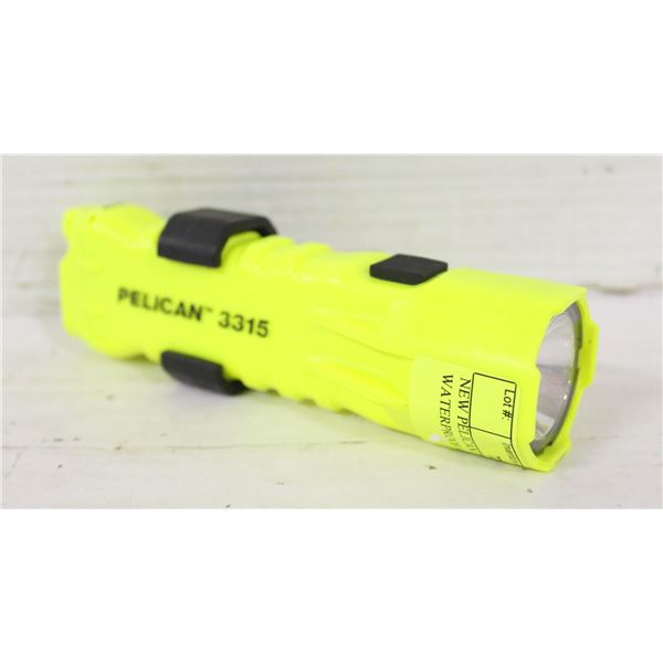 PELICAN 3315 FLASHLIGHT WATERPROOF AND