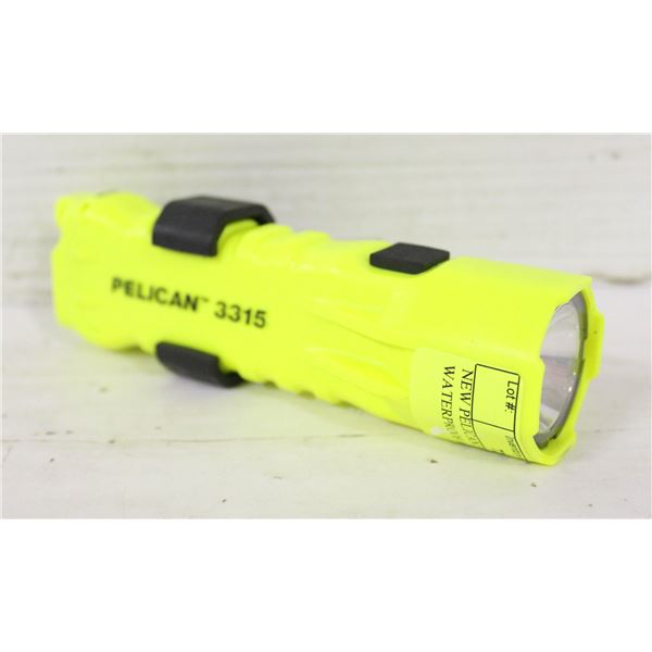 PELICAN 3315 FLASHLIGHT WATERPROOF AND