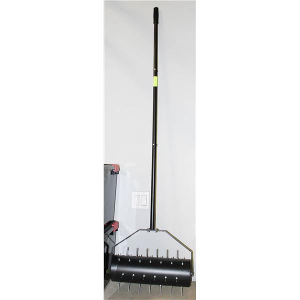 NEW HD MANUAL ROLLING LAWN AERATOR