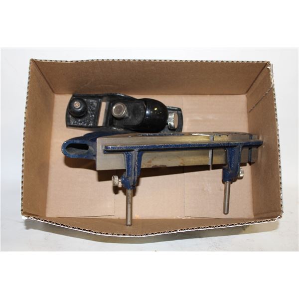 BOX WITH RECORD NO. 778 PLANE AND 220H PLANE