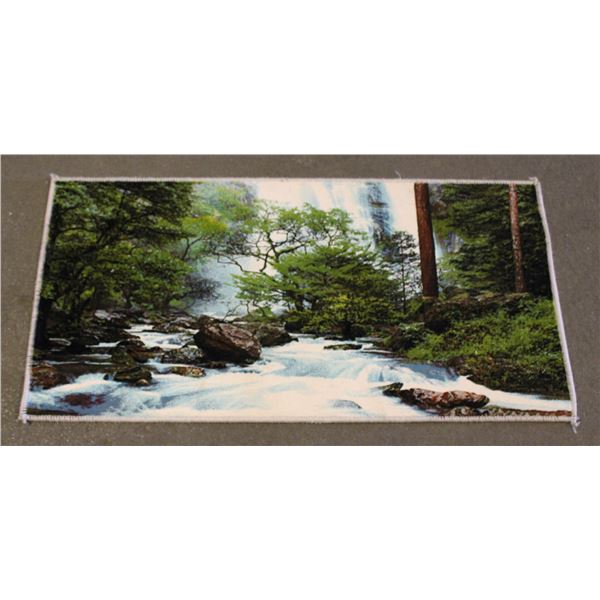 FREIGHT CLAIM CARPET/RUG APPROX 20" X 40"