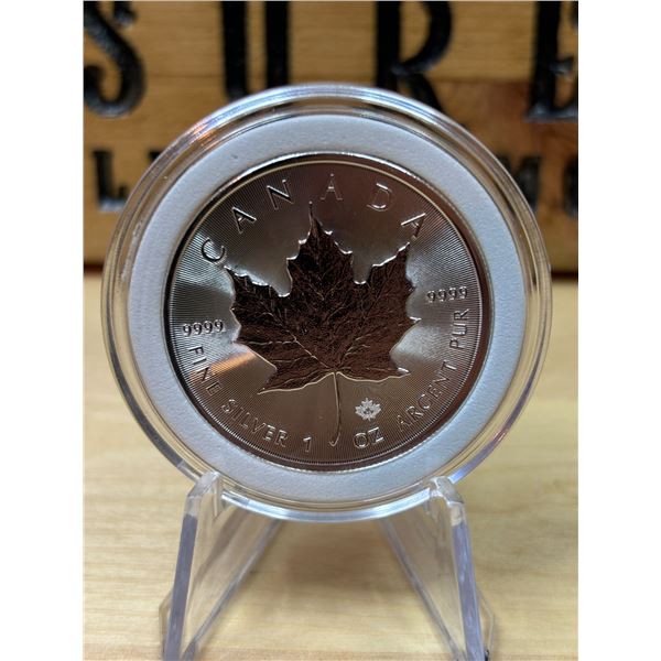 Lot 21-1) 1 oz Canadian Maple 2022 Silver